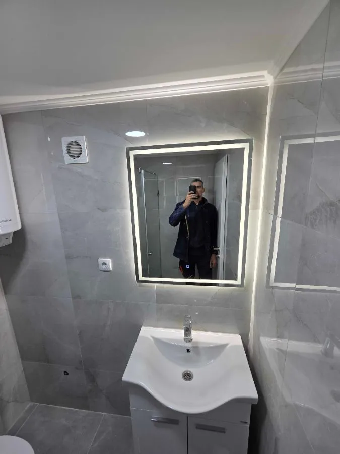 LED ogledalo po mjeri u kupatilu, izrada StakloDom